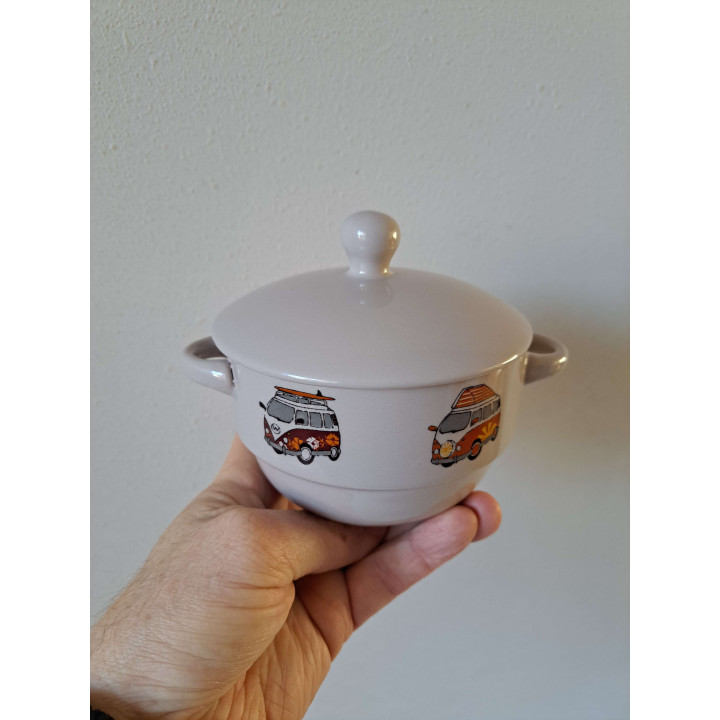 Soepkom met deksel, porselein D11.5xH7.5cm - handgemaakt