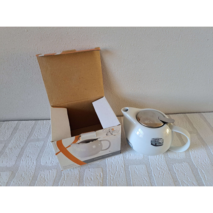 Theepot met zeef, Volkswagen bus, porselein 17x12x10cm - handgemaakt