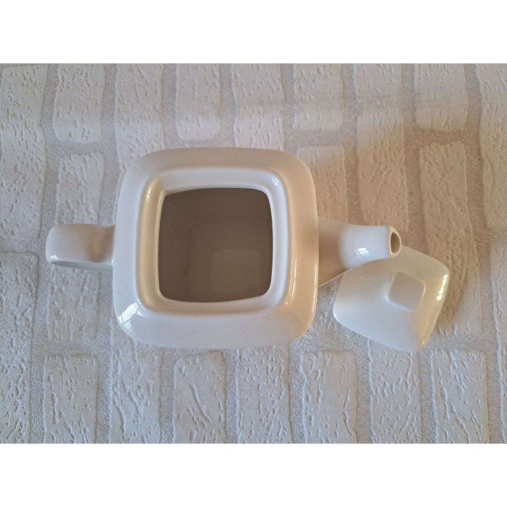 Koffiepot Volkswagen bus en surfplank, porselein 21x12x15cm - handgemaakt