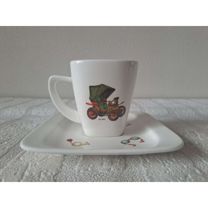 Kop en schotel Fiat 3 1/2 HP 1899, porselein 13.5x13.5x8.5cm - handgemaakt