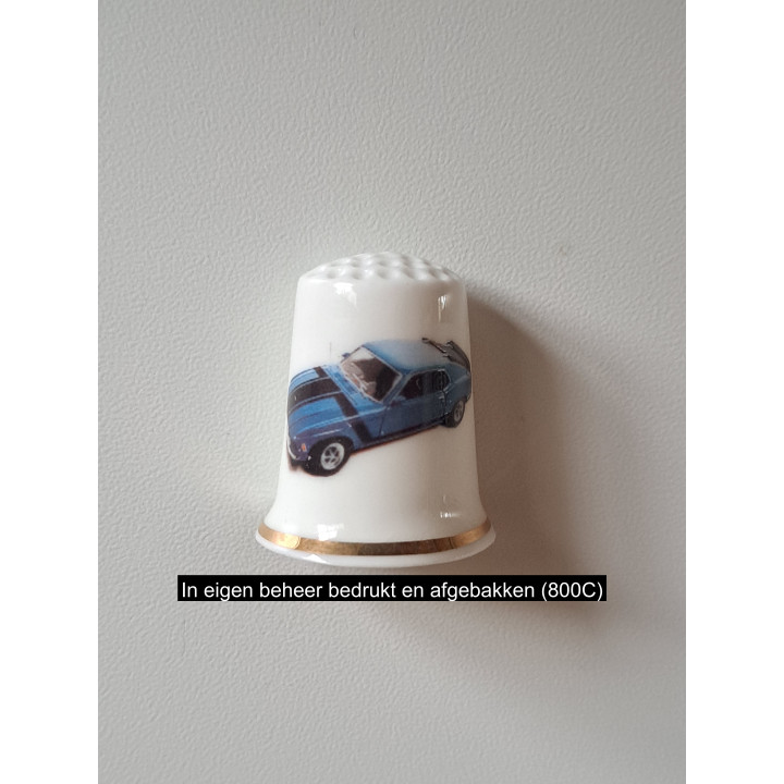 Ford Mustang Boss 302 1970 keukenmagneet, porselein 2.5x3cm