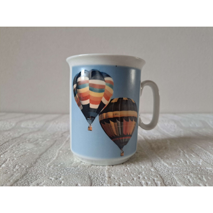 Beker mok met luchtballonnen, porselein D7.6xH9.5cm - handgemaakt