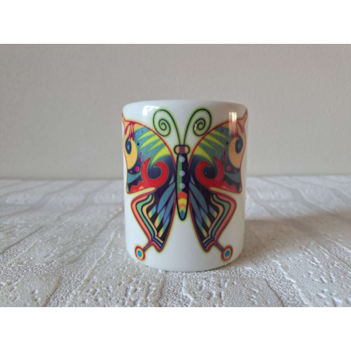 Spaarpot met dop met vlinder, porselein D8xH9.5cm - handgemaakt