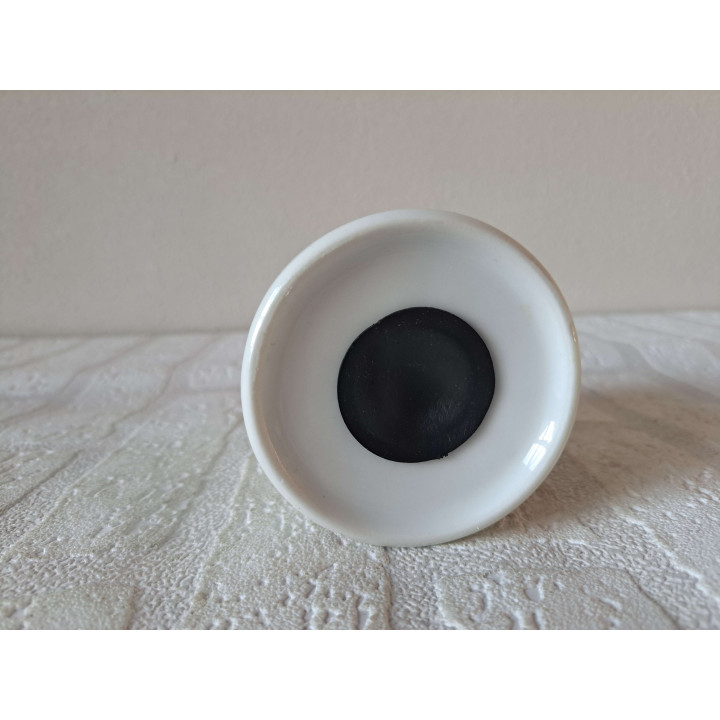 Spaarpot met dop met vlinder, porselein D8xH9.5cm - handgemaakt