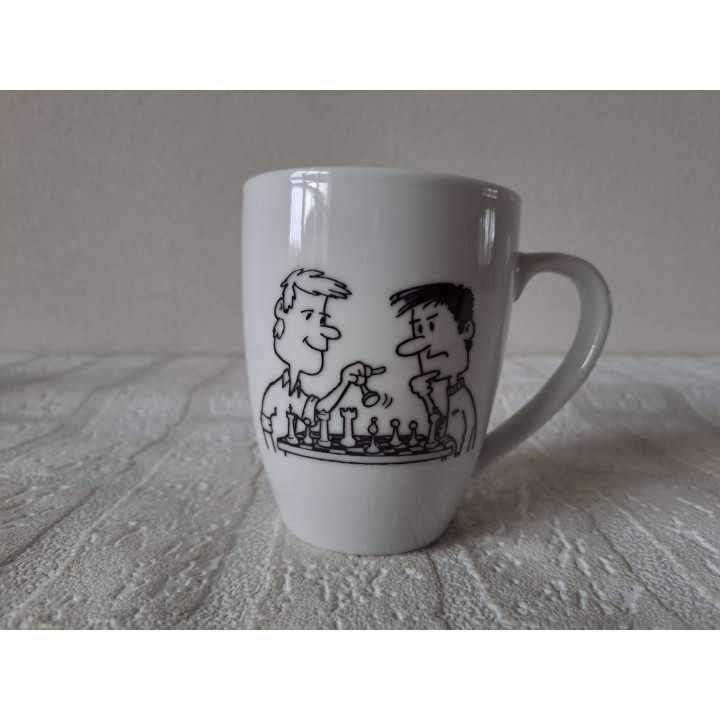 Beker mok met Schaakspelers, porselein D8xH10cm - handgemaakt