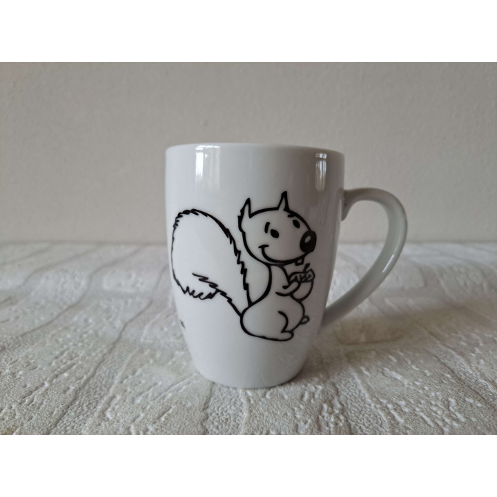 Beker mok met Eekhoorn, porselein D8xH10cm - handgemaakt