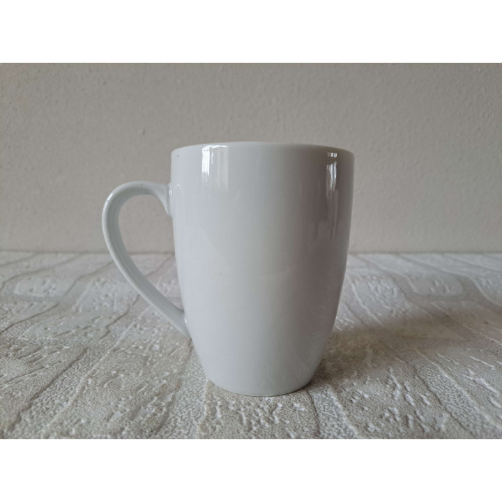 Beker mok met Voetbalspelers, porselein D8xH10cm - handgemaakt