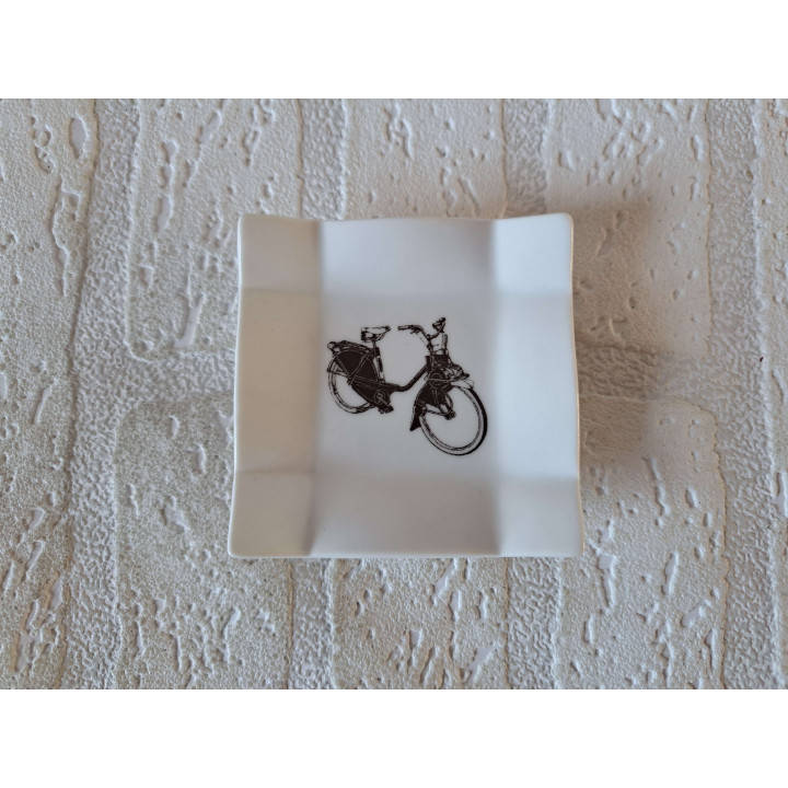 Amuse schaaltje met Solex motorfiets, porselein 8x8x1.5cm - handgemaakt