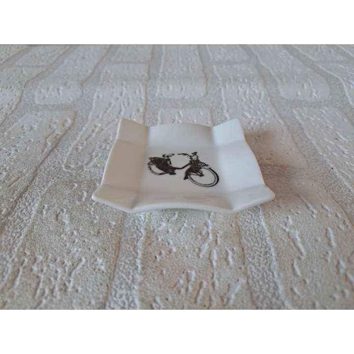 Amuse schaaltje met Solex motorfiets, porselein 8x8x1.5cm - handgemaakt