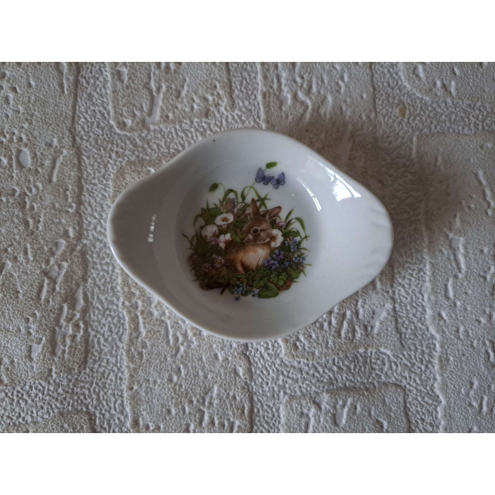 Amuseschaal met konijn en bloemen, porselein 9x7x2cm - handgemaakt