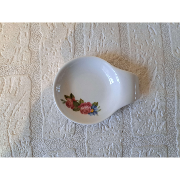 Amuseschaal met rozen bloemen, porselein 9x7x2cm - handgemaakt