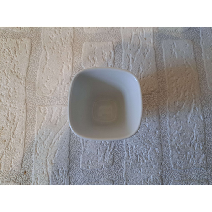 Bloempotje met konijnen, porselein 6x6x6cm - handgemaakt