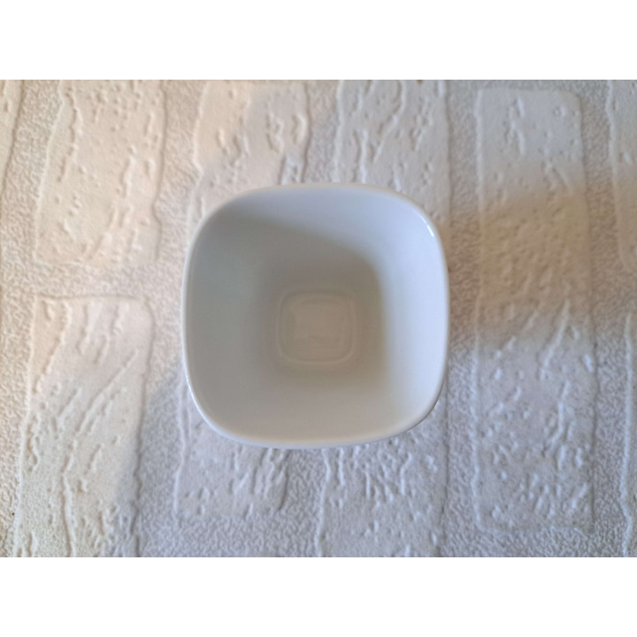 Bloempotje met Humpty Dumpty, porselein 6x6x6cm - handgemaakt