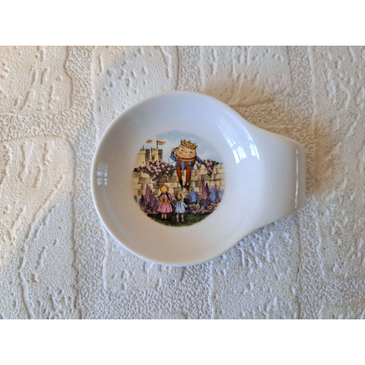 Amuseschaal met Humpty Dumpty, porselein 9x7x2cm - handgemaakt