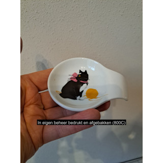 Amuseschaal met poes met breiwol, porselein 9x7x2cm