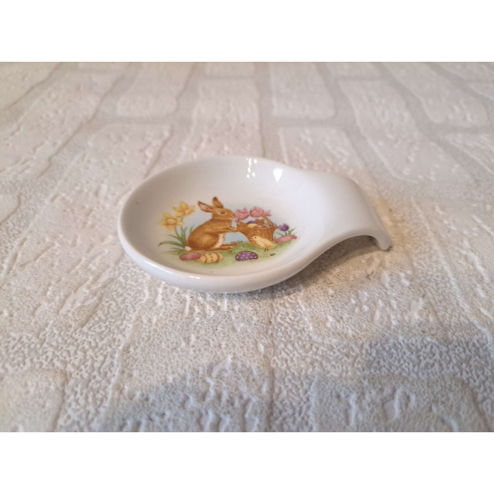 Amuseschaal met Paashaas en eieren, porselein 9x7x2cm - handgemaakt