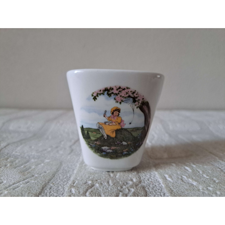 Flower Pot Girl Tea Porcelain 6x6x6cm - Charming