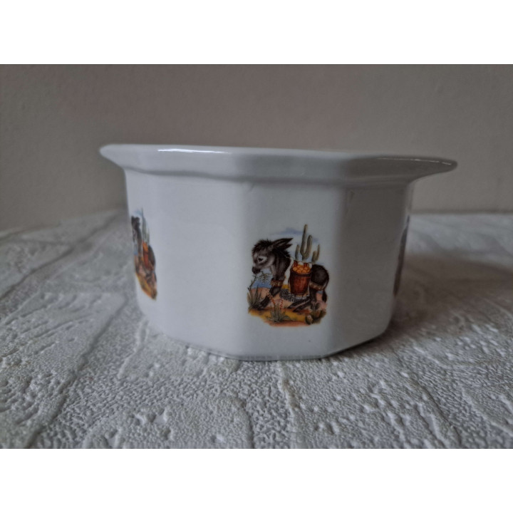 Schaal met Ezel met mand porselein D12xH7cm - handgemaakt