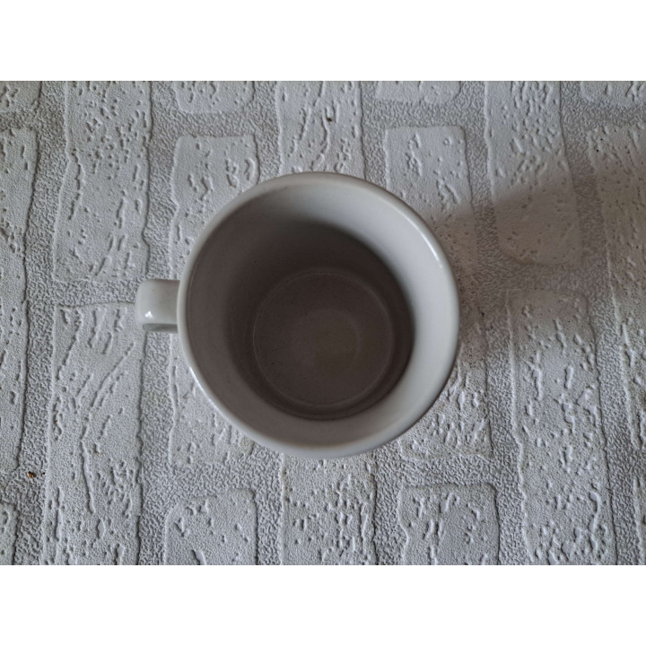 Beker mok met ezel en mandje, porselein D8.5xH10cm - handgemaakt