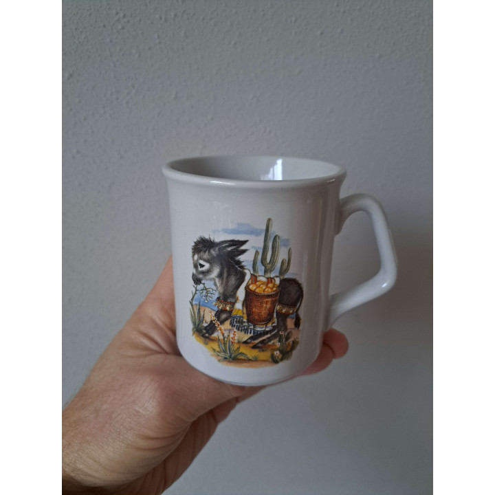 Beker mok met ezel en mandje, porselein D8.5xH10cm - handgemaakt