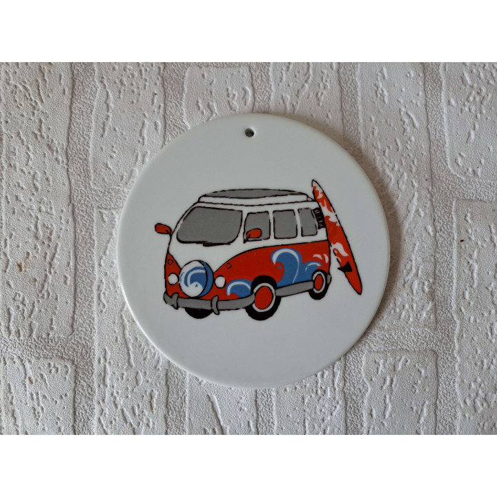 Kaasplank Volkswagen met surfplank, porselein D16xH0.5cm rn - handgemaakt