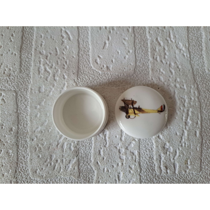 Pillendoosje Curtiss JN-4D vliegtuig2, porselein D4.5xH2.5cm - handgemaakt