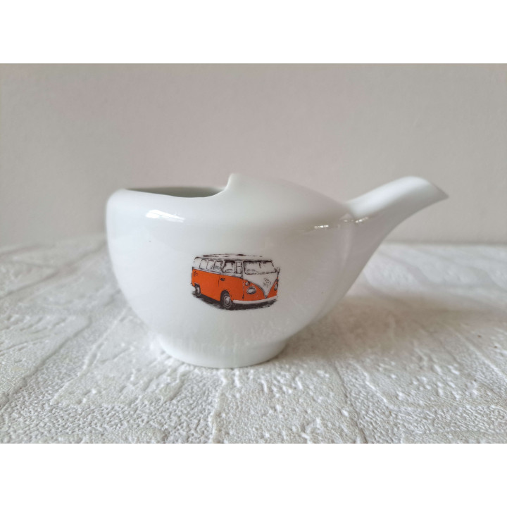 Melkkan met Volkswagen bussen, porselein 14x12x8cm - handgemaakt