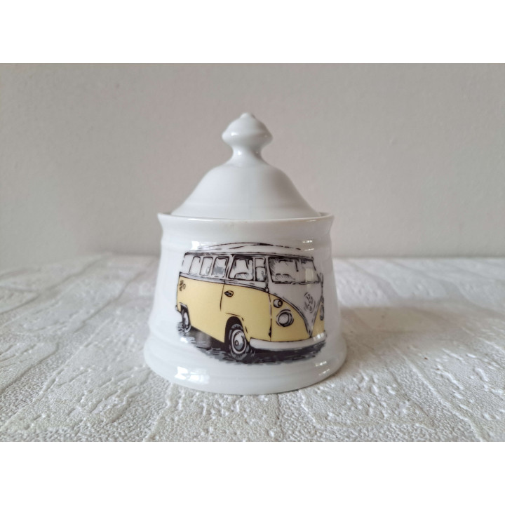 Suikerpotje met gele Volkswagen bus, porselein D10xH12cm - handgemaakt