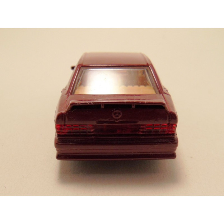 Mercedes 190 E 16 Corgi 1:38 roodbruin