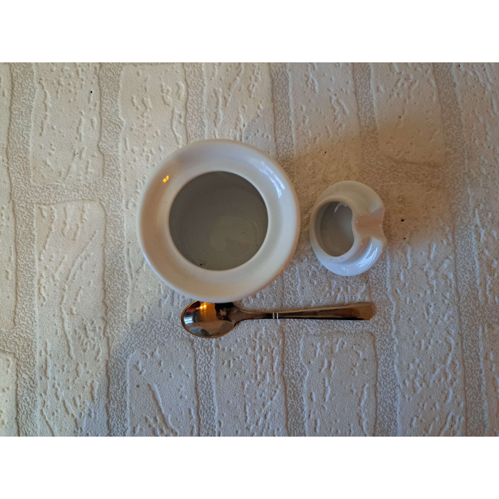 Suikerpot met lepel met Volkswagen kever, porselein D7xH10cm - handgemaakt