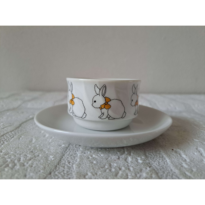 Kop en schotel met Konijnen, porselein D11.5x4.5cm - handgemaakt
