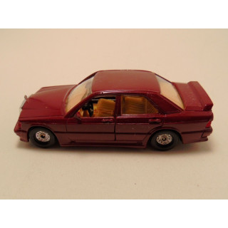 Mercedes 190 E 16 Corgi 1:38 roodbruin