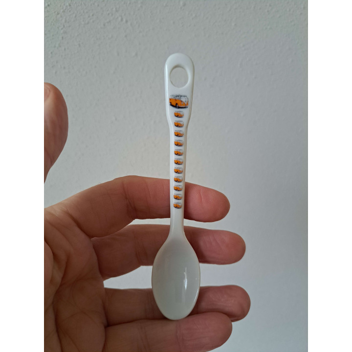 Theelepeltje oranje Volkswagen bus, porselein 13x2.5x1.5cm  - Verzamelobject