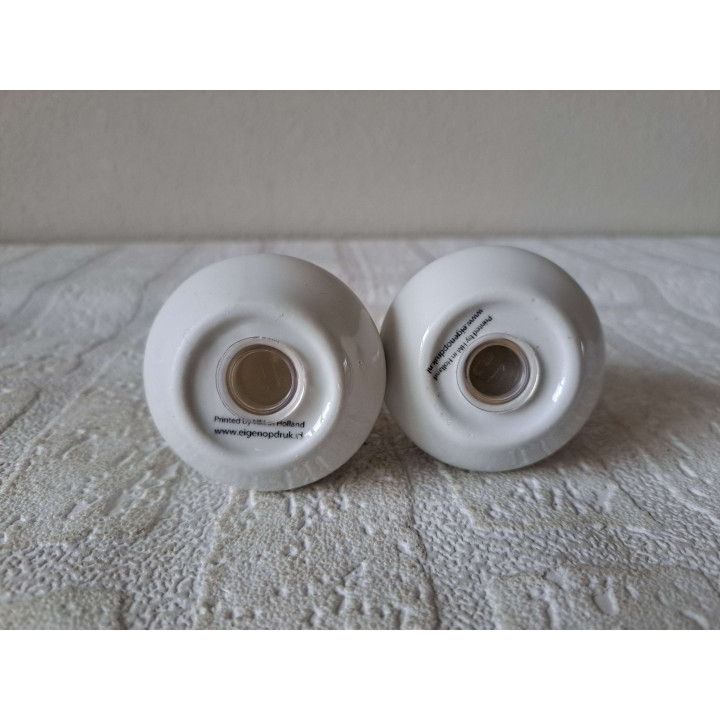 Volkswagen bus peper en zoutstel porselein D5.5xH8cm gn - peper en zoutstellen