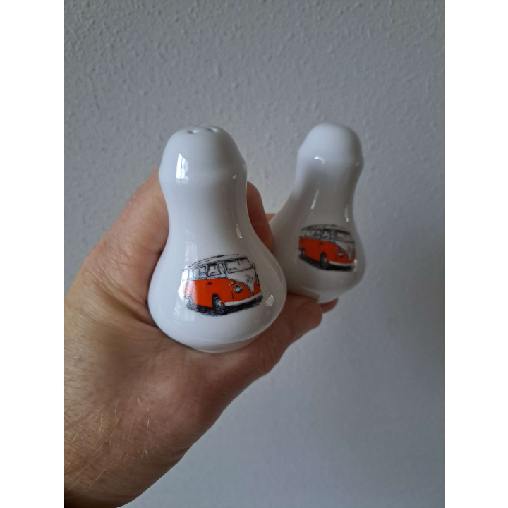 Volkswagen bus peper en zoutstel porselein D5.5xH8cm oe - peper en zoutstellen