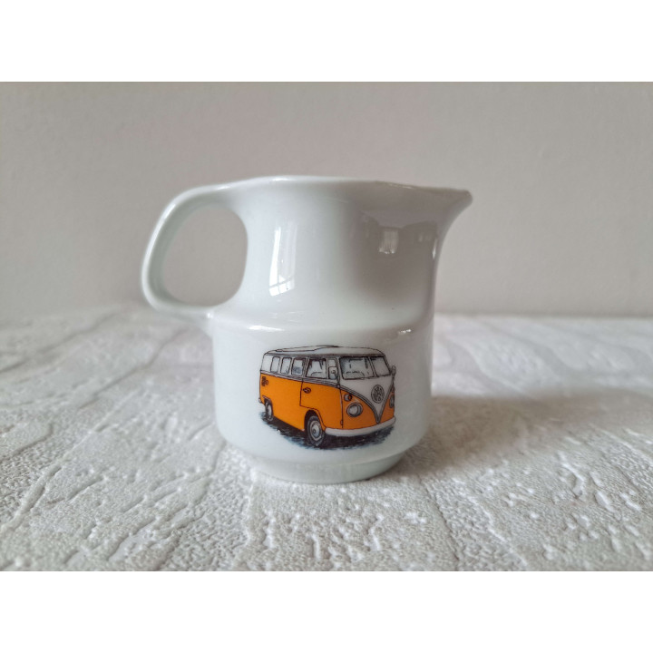 Melkkan met oranje Volkswagen bus, porselein 9x6.5x7.5cm - handgemaakt