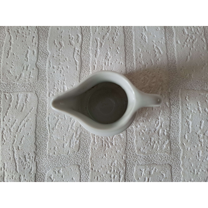 Melkkan met oranje Volkswagen bus, porselein 9x6.5x7.5cm - handgemaakt