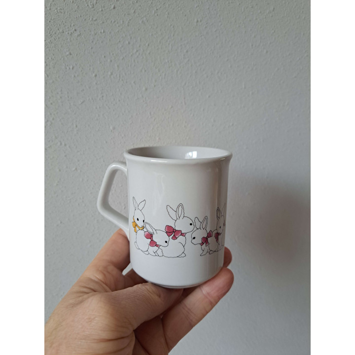 Beker mok met konijnen, porselein D8xH9.5cm - handgemaakt