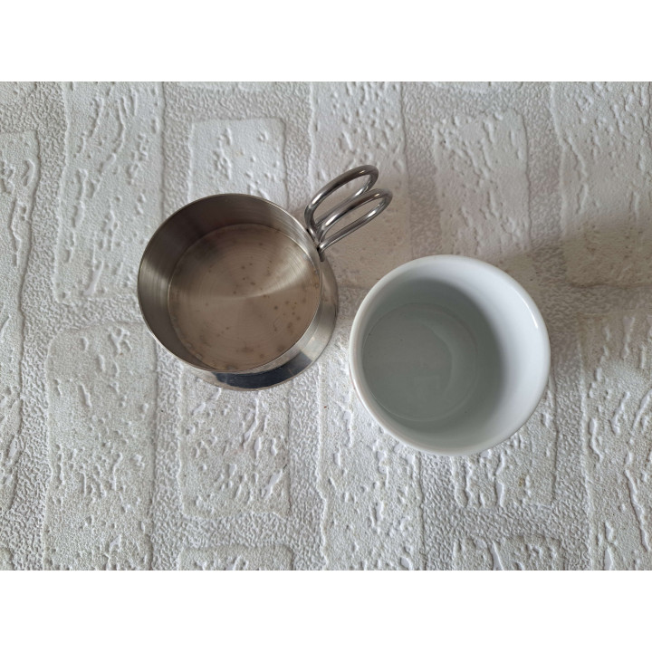 Kop en schotel met oranje Volkswagen bus, porselein D7.5x6cm - handgemaakt