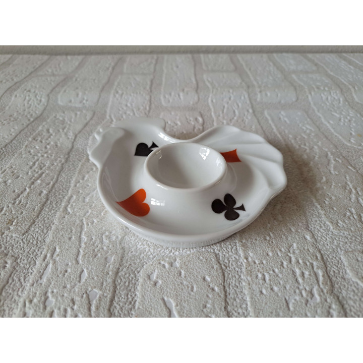Kip eierdop met Speelkaarten symbolen, porselein 13x12x2.5cm - handgemaakt