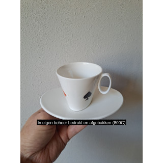 Kop en schotel Speelkaarten symbolen porselein 16x11.5x7.5cm