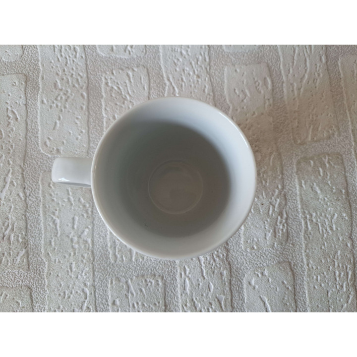 Mok beker met Joker speelkaart schoppen, Porselein D8xH10cm - handgemaakt