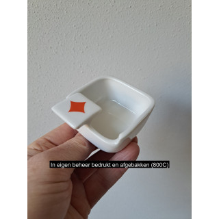 Asbak met speelkaart symbool Ruiten, porselein 7x8.5x4cm