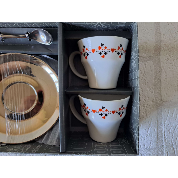 Kop en schotel set Speelkaarten symbolen porselein 26x18x9cm - handgemaakt