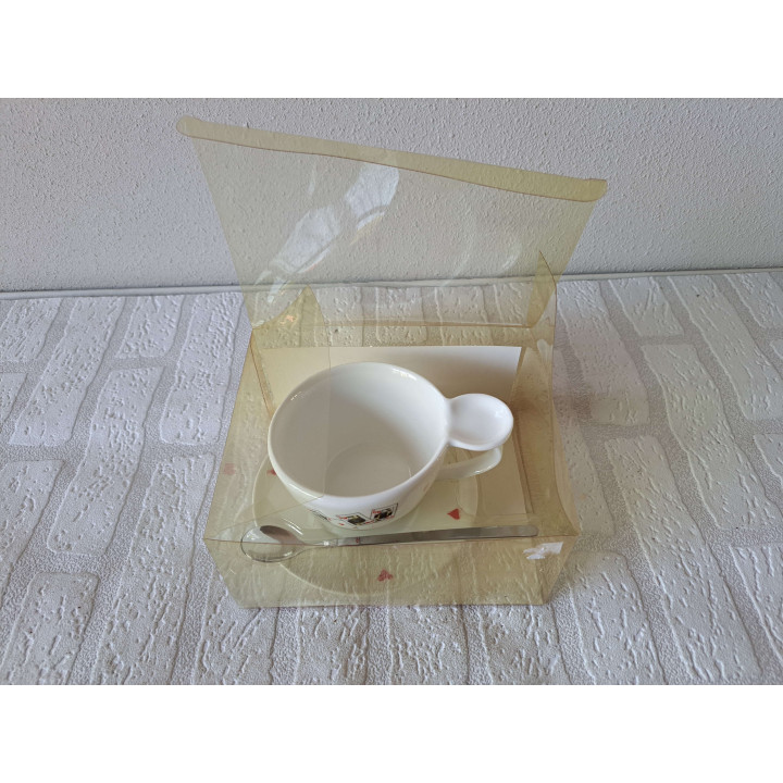 Kop en schotel met speelkaarten Harten, porselein 18x15x8cm - handgemaakt