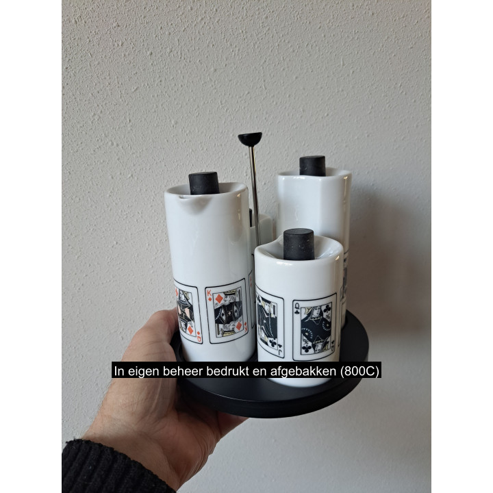Peper, zout, olie, azijn speelkaarten, porselein D16.5