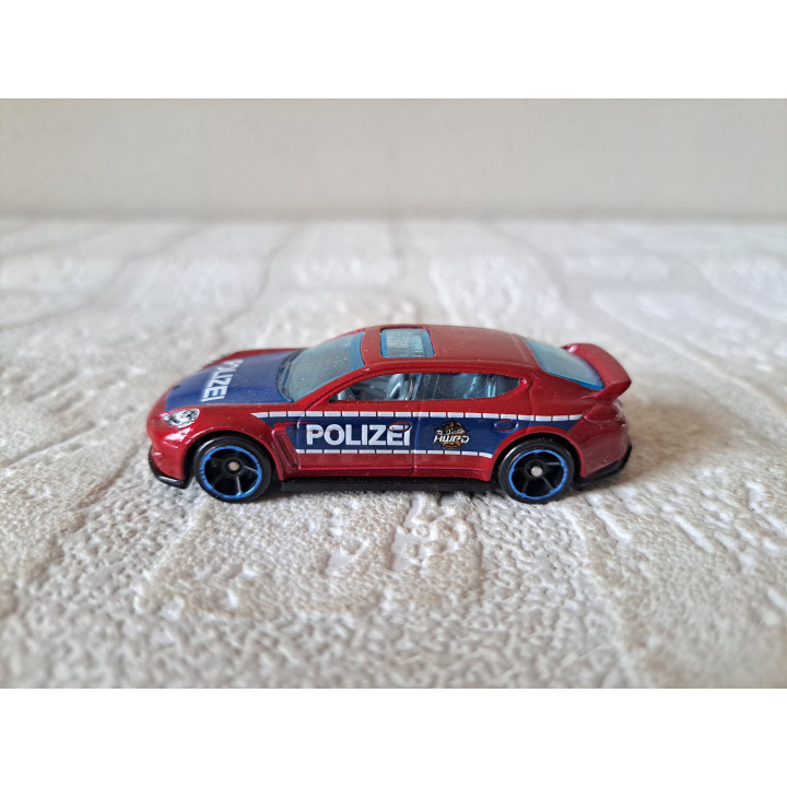 Porsche Panamera POLIZEI Hot Wheels 2019-100