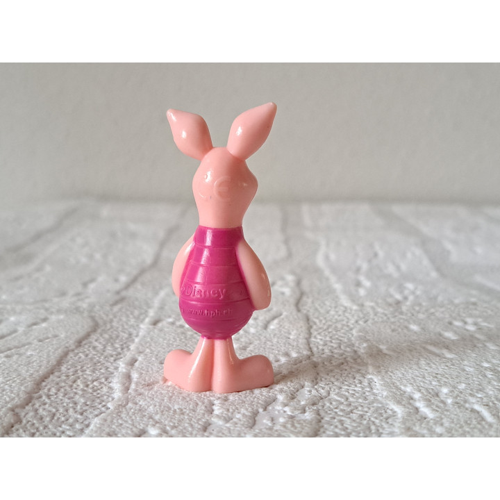 Zittend Knorretje, Winnie de Poeh, rubber 3x3.5x5.5cm - winnie the pooh