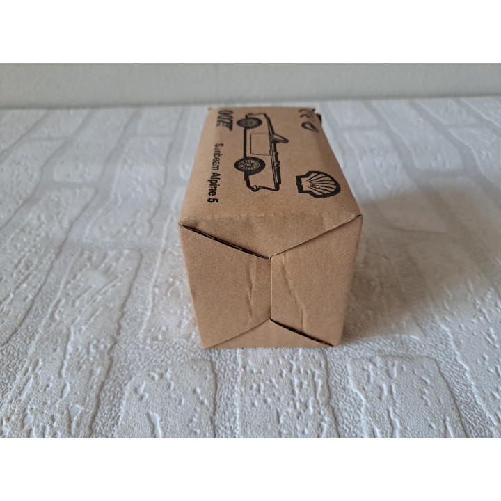 Sunbeam Alpine 5 cabrio met display en doos,  James Bond - modelauto