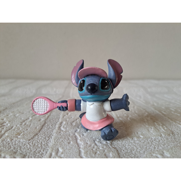 Stitch de Tennisster, rubber 7.5x3x6cm - Verzamelobjecten
